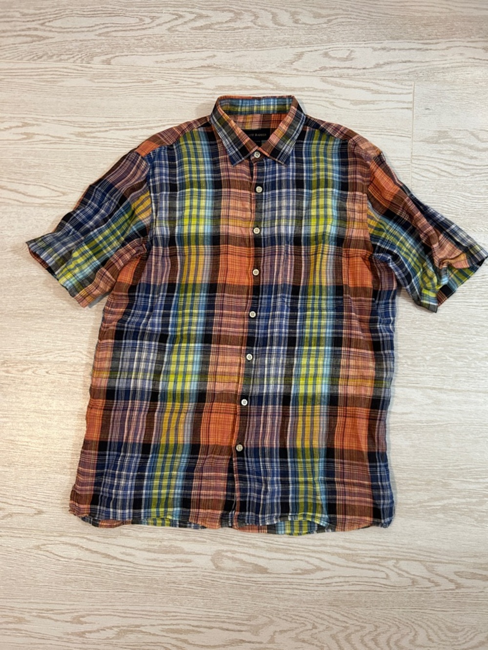 Casual Short-Sleeve Plaid Button-Down Shirt in Orange, Blue & Green